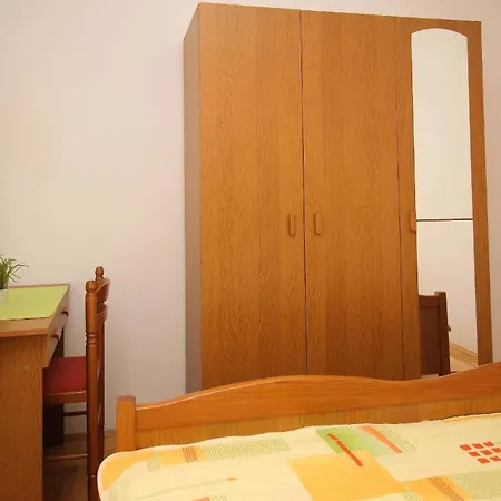 Fuer 3 Personen Ca 40 Qm In Silo, Kvarner Bucht Krk - B61493 *